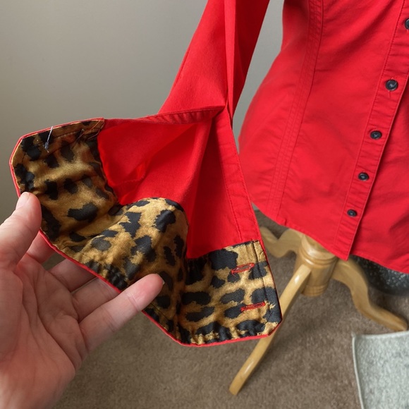 FINAL SALE Red express button down with leopard accents - Picture 7 of 10